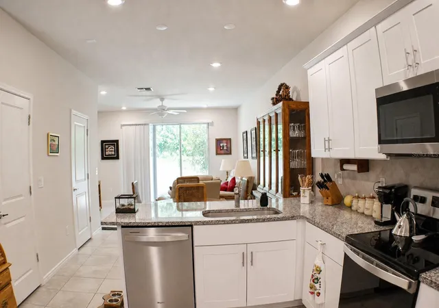Photo 2 of Townhouse for sale at 19657 Shady Oak Dr, Land O Lakes, FL 34638 | MLS# TB8533237 | Listing updated on 2026-10-11