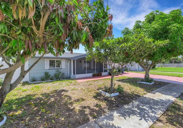 2nd image of 1240 Trunkfish Dr, Holiday, FL 34690 | MLS# TB8533240