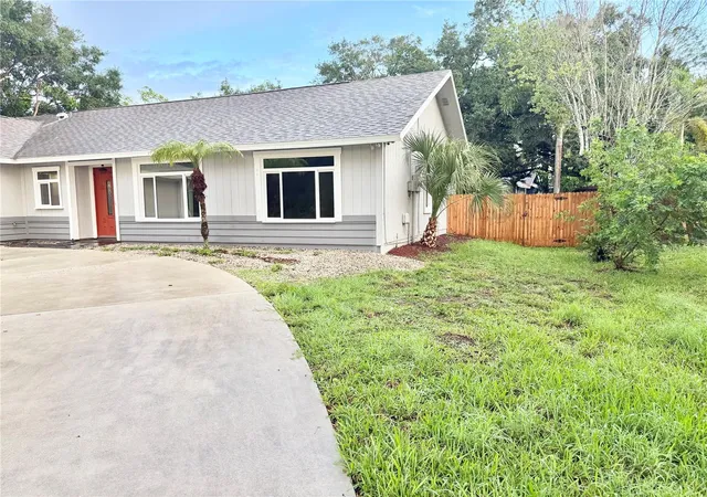Photo 3 of Single family home for sale at 5274 Cedar Hammock Ct, Sarasota, FL 34232 | MLS# O6428594 | Listing updated on 2026-09-11