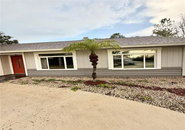 Photo 4 of Single family home for sale at 5274 Cedar Hammock Ct, Sarasota, FL 34232 | MLS# O6428594 | Listing updated on 2026-09-11
