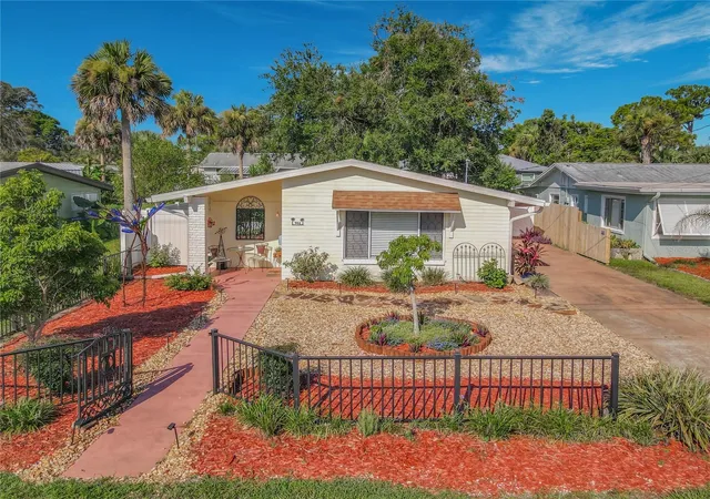 Photo 1 of Sale Pending at 906 Fernald St, Edgewater, FL 32132 | MLS# NS1088848 | Listing updated on 2026-08-06