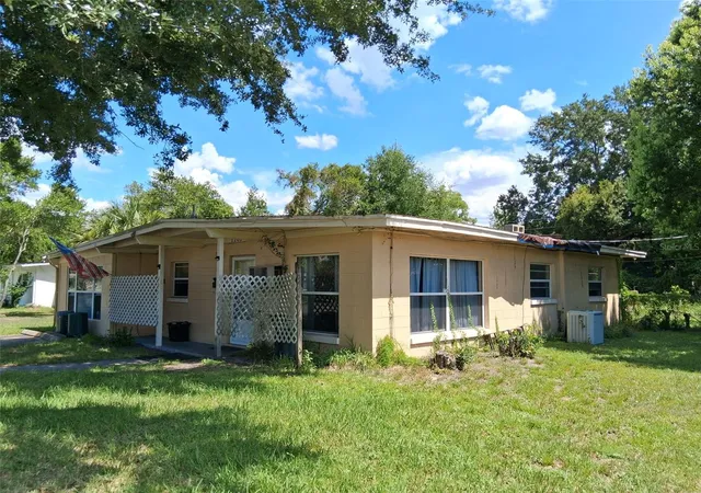 Photo 3 of Single family home for sale at 1208 Beatrice Dr, Orlando, FL 32810 | MLS# O6428601 | Listing updated on 2026-09-06