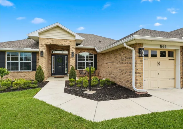 4th image of 1676 Doves View Cir, Auburndale, FL 33823 | MLS# L4963851