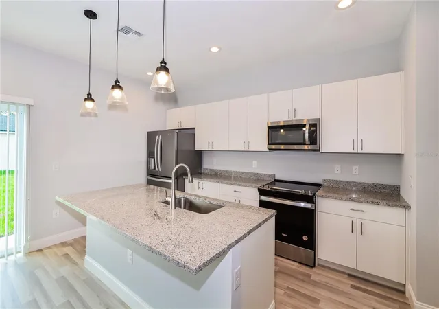 Photo 4 of Single family home for sale at 102 Conch Way, Kissimmee, FL 34759 | MLS# C7528891 | Listing updated on 2026-10-08