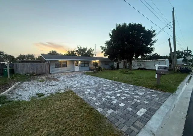 Photo 1 of Single family home for sale at 2545 Stratford Dr, Cocoa, FL 32926 | MLS# S5154506 | Listing updated on 2026-08-11