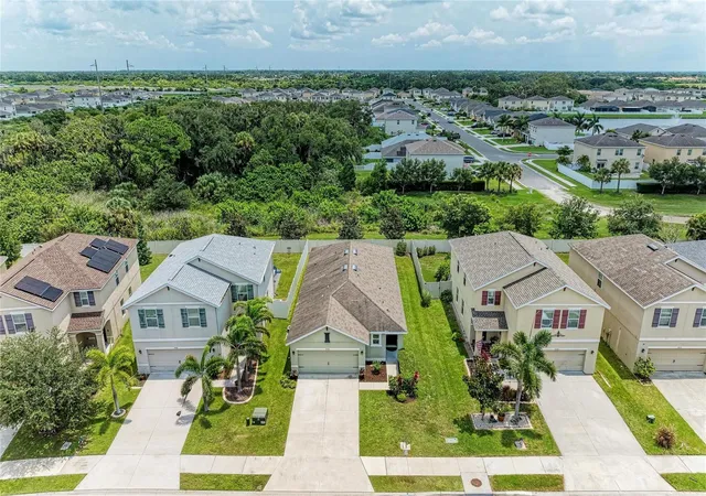 Photo 4 of Single family home for sale at 4546 Lindever Ln, Palmetto, FL 34221 | MLS# A4701231 | Listing updated on 2026-10-05