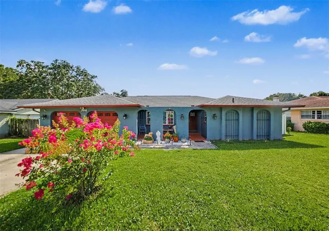 Photo 1 of Single family home for sale at 394 Barberry Ln, Altamonte Springs, FL 32714 | MLS# TB8533274 | Listing updated on 2026-09-26
