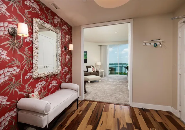 5th image of 1560 Gulf Blvd #1101, Clearwater Beach, FL 33767 | MLS# TB8533279