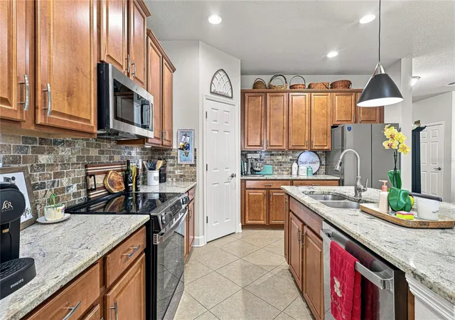 Photo 3 of Single family home for sale at 8478 Nandina Dr, Sarasota, FL 34240 | MLS# A4701240 | Listing updated on 2026-09-08