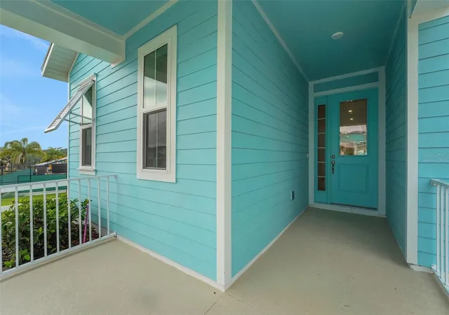 2nd image of 1011 Fiesta Key Cir, Lady Lake, FL 32159 | MLS# G5115626