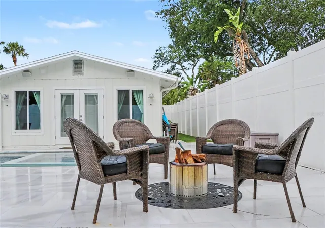 Photo 4 of Single family home for sale at 5143 Sandy Beach Ave, Sarasota, FL 34242 | MLS# TB8533327 | Listing updated on 2026-08-02