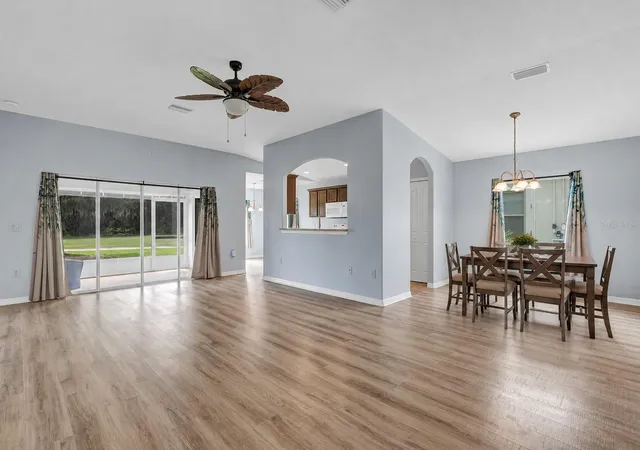 Photo 4 of Single family home for sale at 3601 Arlington Ridge Blvd, Leesburg, FL 34748 | MLS# G5115629 | Listing updated on 2026-10-03
