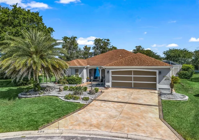 Photo 3 of Single family home for sale at 609 Ortega Way, Lady Lake, FL 32159 | MLS# G5115630 | Listing updated on 2026-09-19