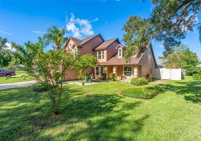 Photo 2 of Single family home for sale at 14904 Perriwinkle Pl, Tampa, FL 33625 | MLS# TB8533348 | Listing updated on 2026-09-15
