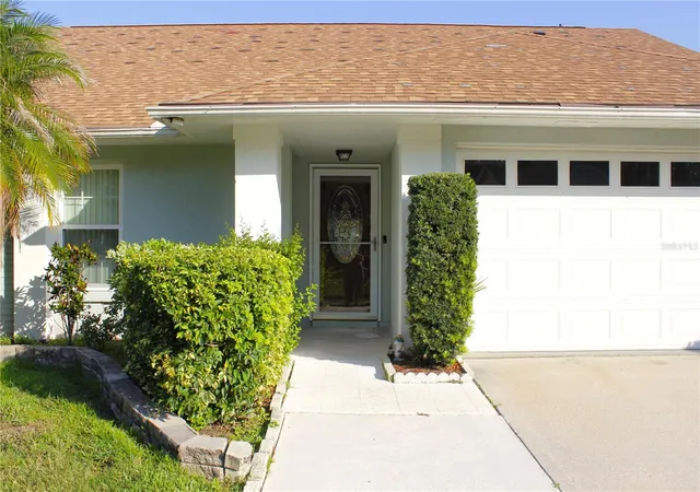 Photo 3 of Single family home for sale at 1913 Firethorn Ct, Brandon, FL 33511 | MLS# TB8533359 | Listing updated on 2026-07-29