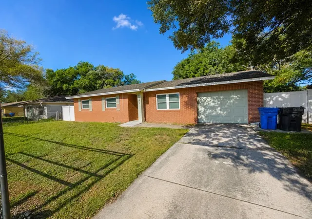 Photo 1 of Single family home for sale at 5814 Hammon Dr, Tampa, FL 33619 | MLS# TB8533360 | Listing updated on 2026-08-14