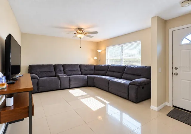Photo 4 of Single family home for sale at 5814 Hammon Dr, Tampa, FL 33619 | MLS# TB8533360 | Listing updated on 2026-10-08