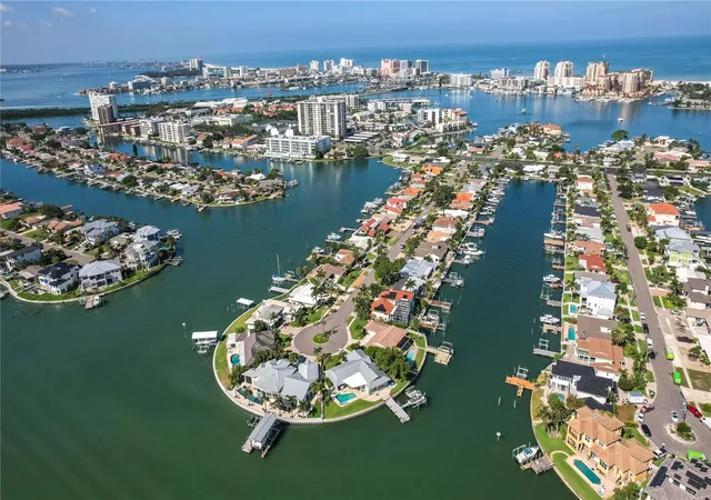 Photo 64 of Single family home for sale at 440 Palm Is SE, CLEARWATER BEACH, FL 33767 | MLS# TB8533361 | Listing updated on 2026-10-16