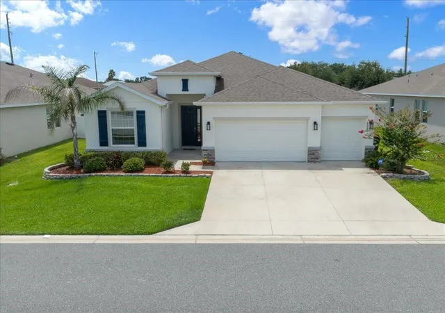 Photo 2 of Single family home for sale at 8068 Sw 59th Terrace, Ocala, FL 34476 | MLS# TB8533366 | Listing updated on 2026-09-05