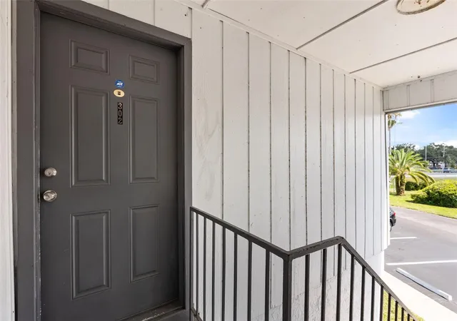 2nd image of 1000 S Semoran Blvd #302, Winter Park, FL 32792 | MLS# O6428713
