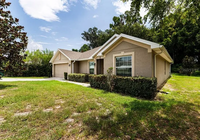 Photo 1 of Single family home for sale at 7830 Sloewood Dr, Leesburg, FL 34748 | MLS# G5115633 | Listing updated on 2026-10-17