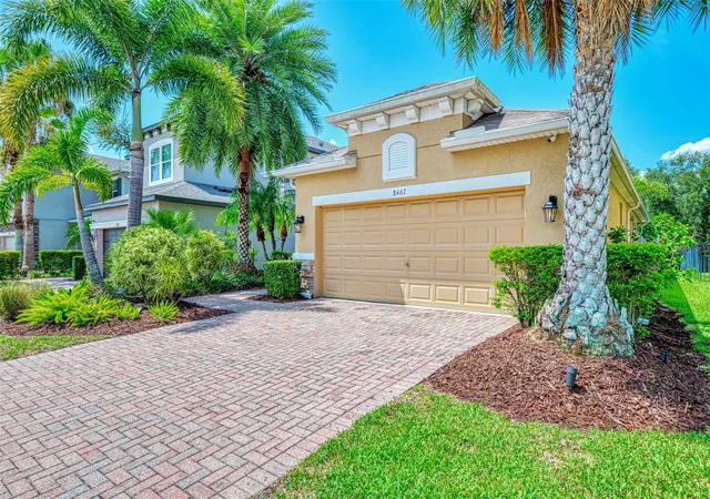Photo 1 of Single family home for sale at 8467 Nandina Dr, Sarasota, FL 34240 | MLS# A4701262 | Listing updated on 2026-08-22
