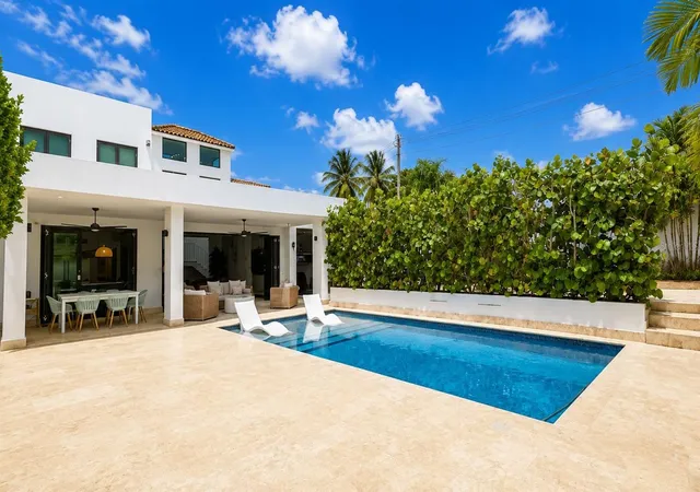 Photo 1 of Single family home for sale at 60 Soldado Serrano, San Juan, PR 00911 | MLS# PR9123028 | Listing updated on 2026-08-14