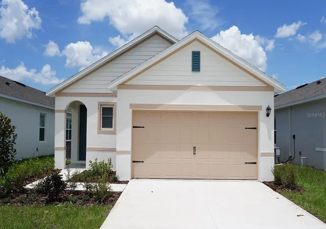 Photo 1 of Single family home for sale at 5584 Taverna Loop, Winter Haven, FL 33884 | MLS# O6428729 | Listing updated on 2026-07-29