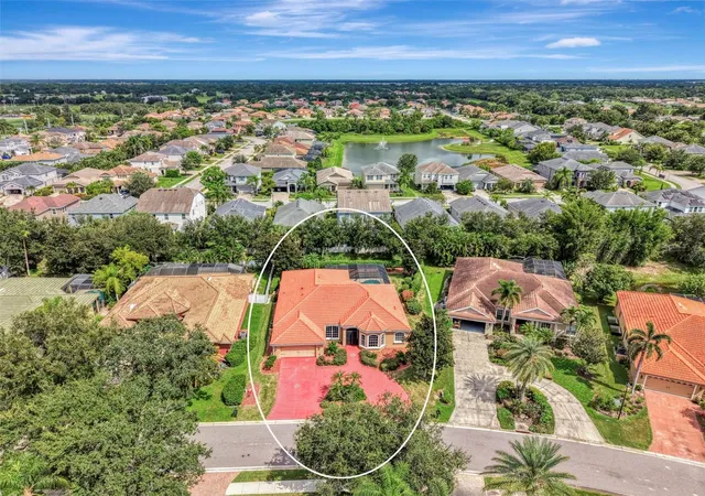 Photo 4 of Single family home for sale at 7497 Palmer Glen Cir, Sarasota, FL 34240 | MLS# A4701266 | Listing updated on 2026-09-17