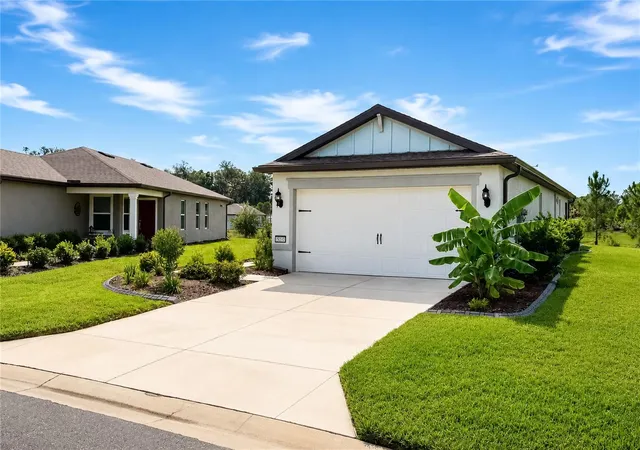 Photo 3 of Single family home for sale at 5517 Sw 85th Avenue Rd, Ocala, FL 34481 | MLS# OM729307 | Listing updated on 2026-08-06