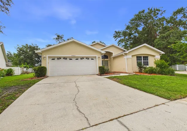 Photo 1 of Single family home for sale at 35601 Wickingham Ct, Zephyrhills, FL 33541 | MLS# OM729309 | Listing updated on 2026-08-24
