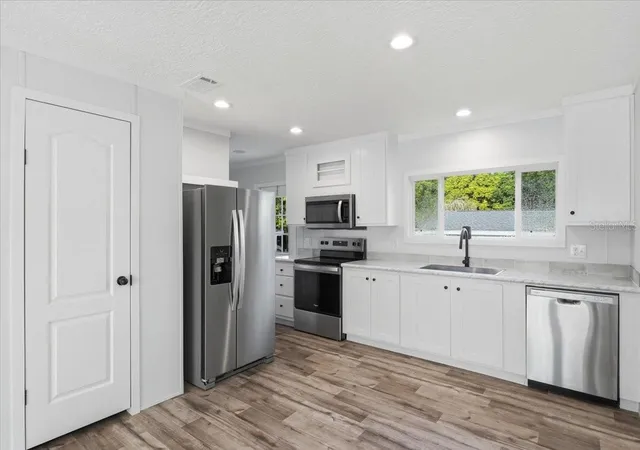Photo 3 of Manufactured home for sale at 11421 Rampart Ln, Port Richey, FL 34668 | MLS# P4939434 | Listing updated on 2026-09-02