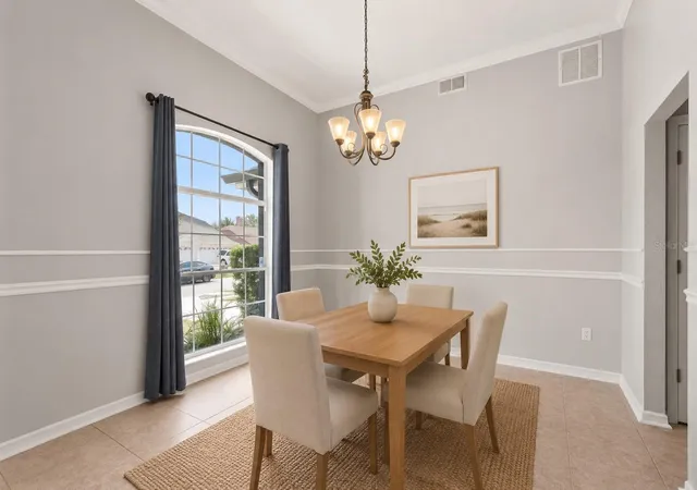 4th image of 623 Yorkshire Dr, Oviedo, FL 32765 | MLS# O6428740