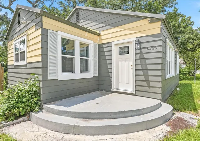 2nd image of 8500 N Boulevard, Tampa, FL 33604 | MLS# TB8533397