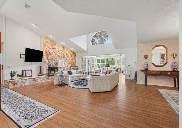 Photo 3 of Single family home for sale at 2950 St Andrews Blvd, Tarpon Springs, FL 34688 | MLS# TB8533401 | Listing updated on 2026-09-01