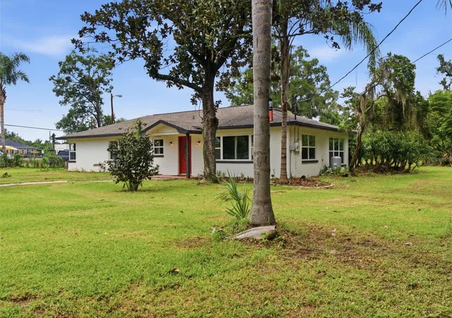 Photo 3 of Single family home for sale at 625 Limona Rd, Brandon, FL 33510 | MLS# TB8533409 | Listing updated on 2026-10-08