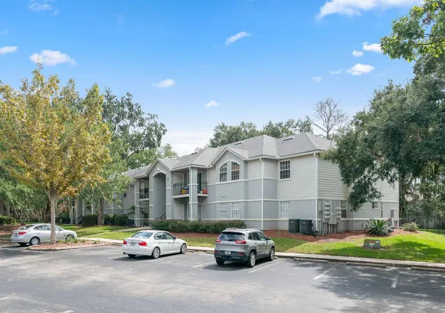 2nd image of 3705 Sw 27th St #1116, Gainesville, FL 32608 | MLS# GC542274