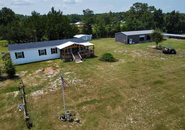 Photo 2 of Manufactured home for sale at 330 Sw Chalet Ter, Fort White, FL 32038 | MLS# GC542275 | Listing updated on 2026-08-13
