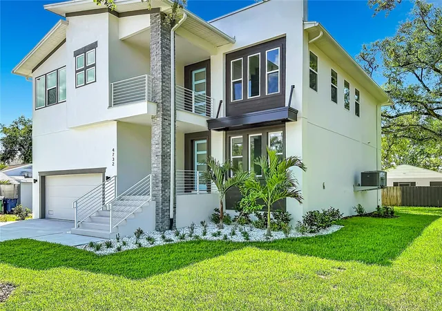 Photo 3 of Single family home for sale at 4732 W Wallcraft Ave, Tampa, FL 33611 | MLS# TB8533435 | Listing updated on 2026-10-07