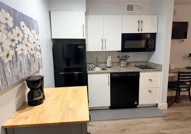 Photo 3 of Condo for sale at 3100 Parkway Blvd #727, Kissimmee, FL 34747 | MLS# S5154541 | Listing updated on 2026-08-01