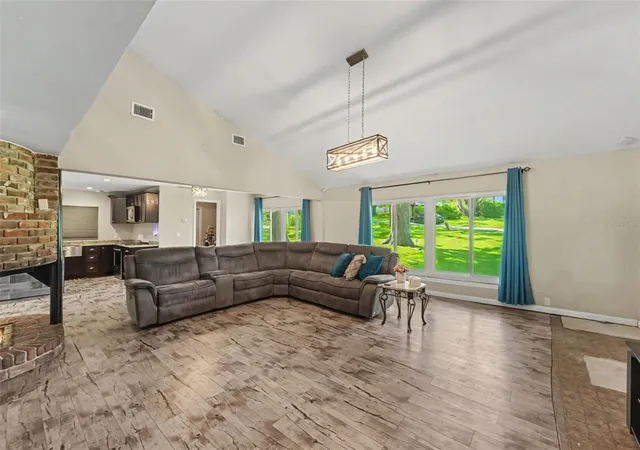 5th image of 434 Hamlin Wy, Brooksville, FL 34601 | MLS# TB8533438