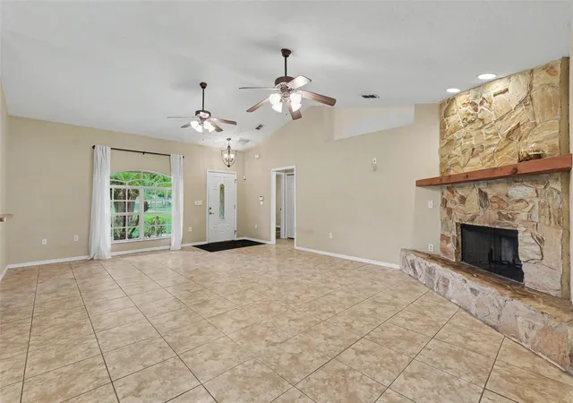 Photo 3 of Single family home for sale at 4618 Reola Rd, Dover, FL 33527 | MLS# TB8533447 | Listing updated on 2026-09-22