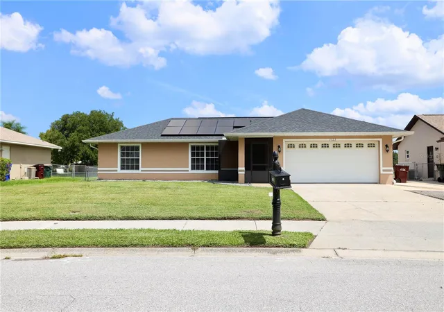Photo 2 of Single family home for sale at 1123 Anne Elisa Cir, Saint Cloud, FL 34772 | MLS# S5154544 | Listing updated on 2026-09-06
