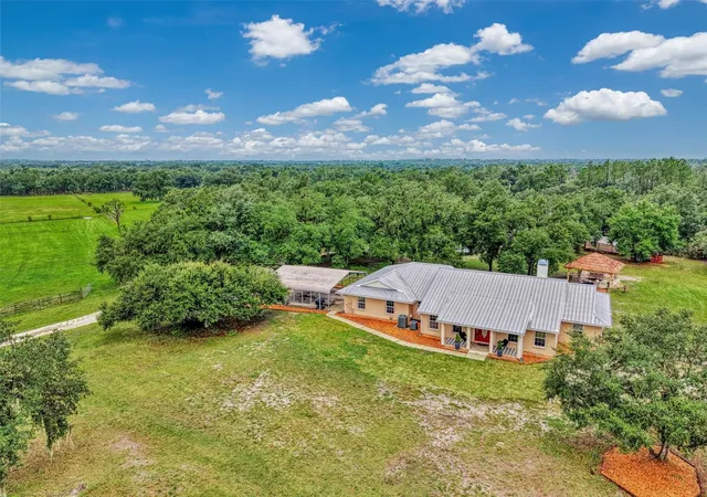 Photo 2 of Single family home for sale at 4610 403rd Street E, Myakka City, FL 34251 | MLS# A4701293 | Listing updated on 2026-08-01