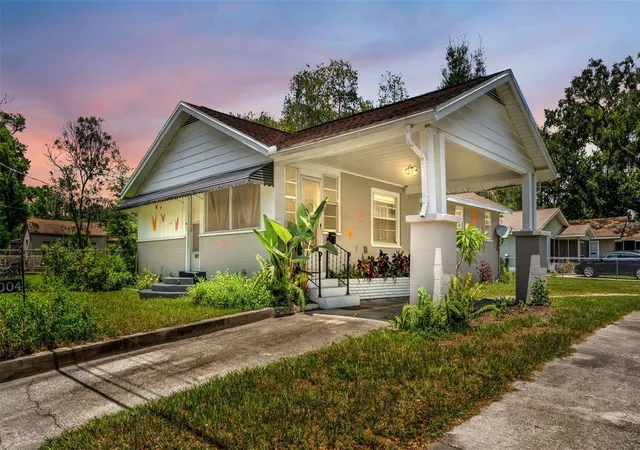 1st image of 1004 S Evers St, Plant City, FL 33563 | MLS# L4963867