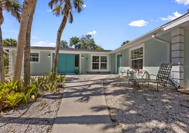 1st image of 4055 Bay Oaks Cir, Englewood, FL 34223 | MLS# A4701300