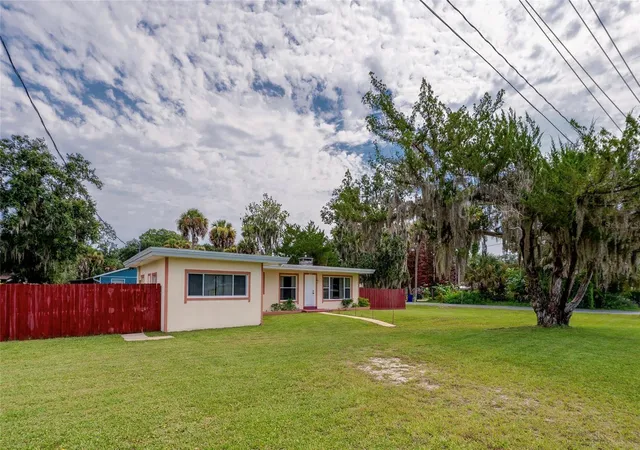 Photo 1 of Single family home for sale at 1101 16th Street, Edgewater, FL 32132 | MLS# V4950445 | Listing updated on 2026-09-03
