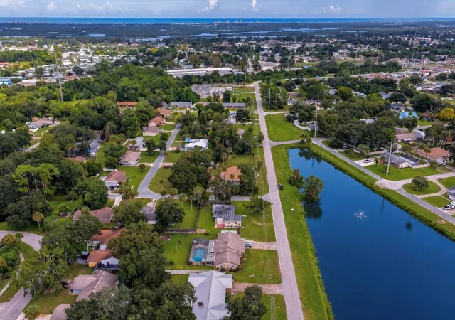 Photo 31 of Single family home for sale at 1101 16th Street, EDGEWATER, FL 32132 | MLS# V4950445 | Listing updated on 2026-10-20