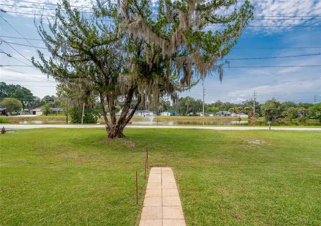 Photo 5 of Single family home for sale at 1101 16th Street, Edgewater, FL 32132 | MLS# V4950445 | Listing updated on 2026-09-03