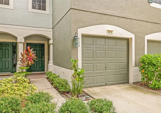 Photo 3 of Townhouse for sale at 4879 Pond Ridge Dr, Riverview, FL 33578 | MLS# TB8533482 | Listing updated on 2026-08-11